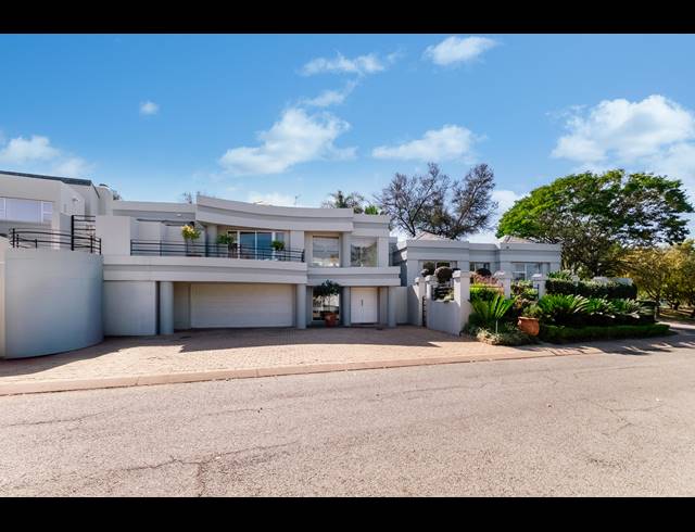 5 BEDROOM HOUSE FOR SALE IN DAINFERN GOLF ESTATE